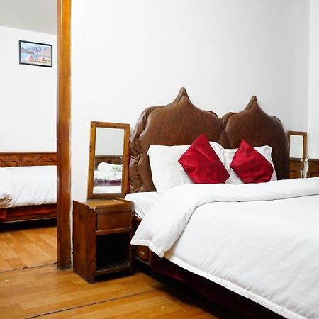 Hotel Magnolia Mallroad Manali Eksteriør bilde