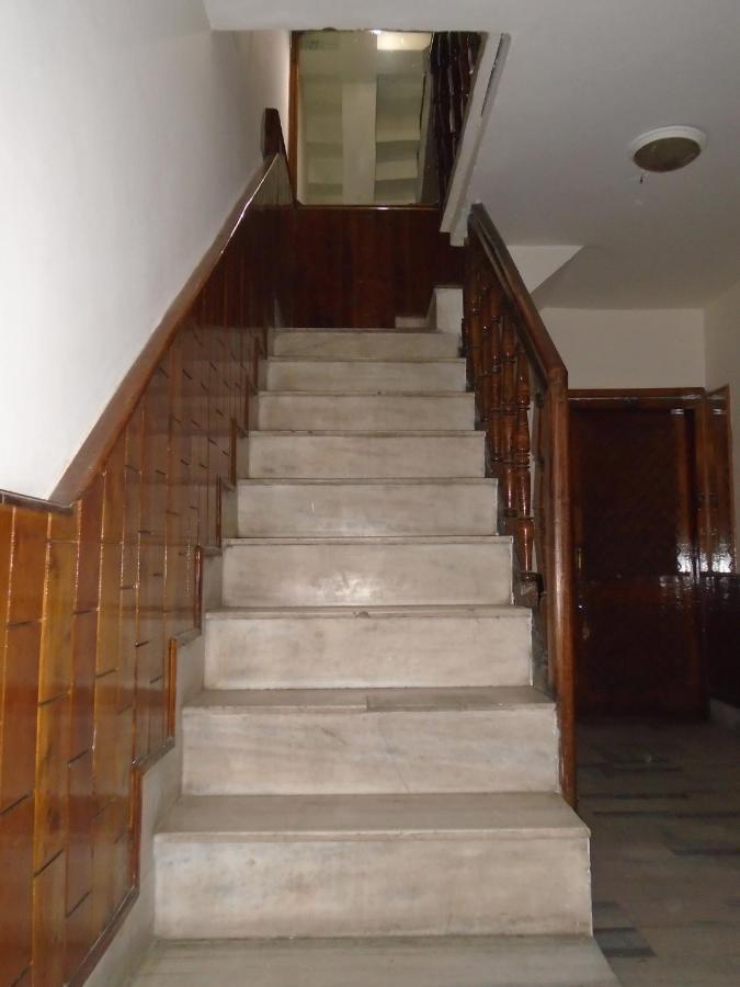 Hotel Magnolia Mallroad Manali Eksteriør bilde