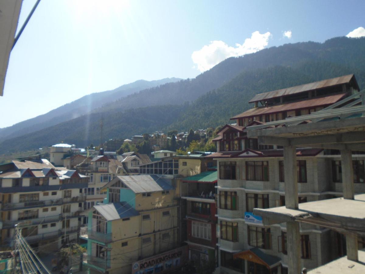 Hotel Magnolia Mallroad Manali Eksteriør bilde